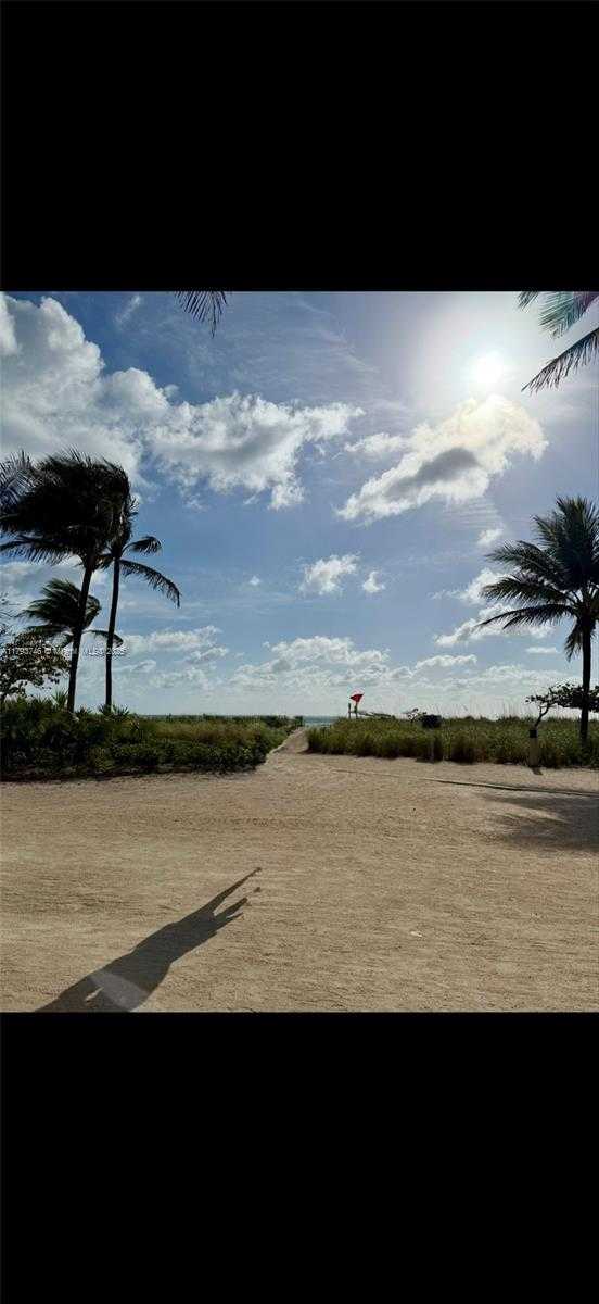 Small Image of 10175 COLLINS AVE #208, Bal Harbour Number 18