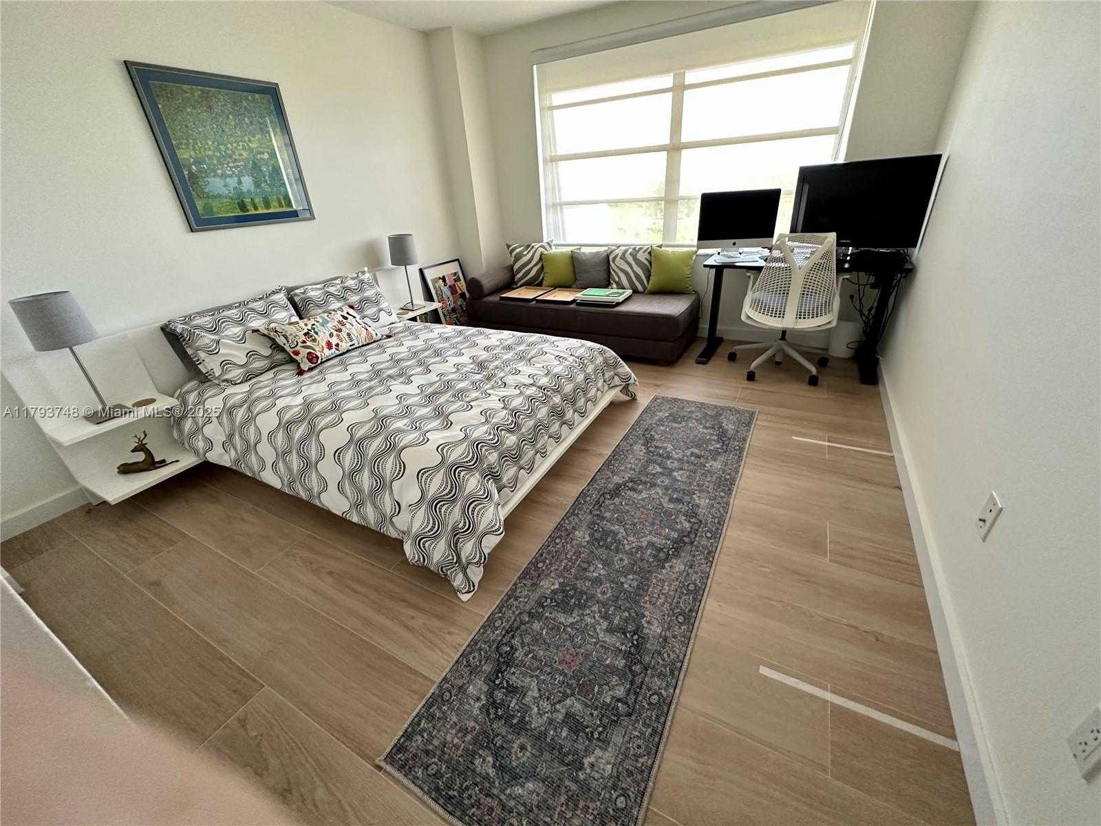 Small Image of 155 OCEAN LANE DR #1004, Key Biscayne Number 11