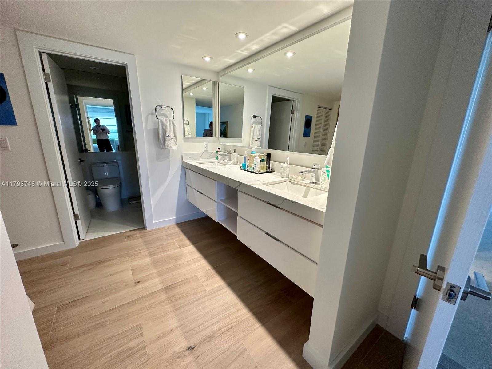 Small Image of 155 OCEAN LANE DR #1004, Key Biscayne Number 13