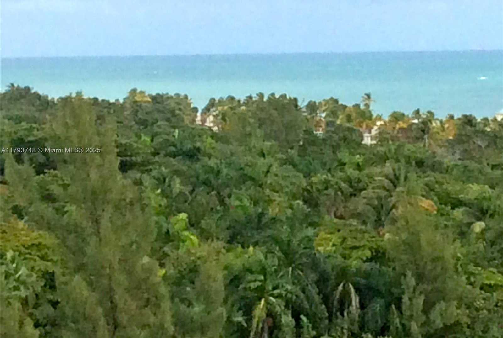 Small Image of 155 OCEAN LANE DR #1004, Key Biscayne Number 5