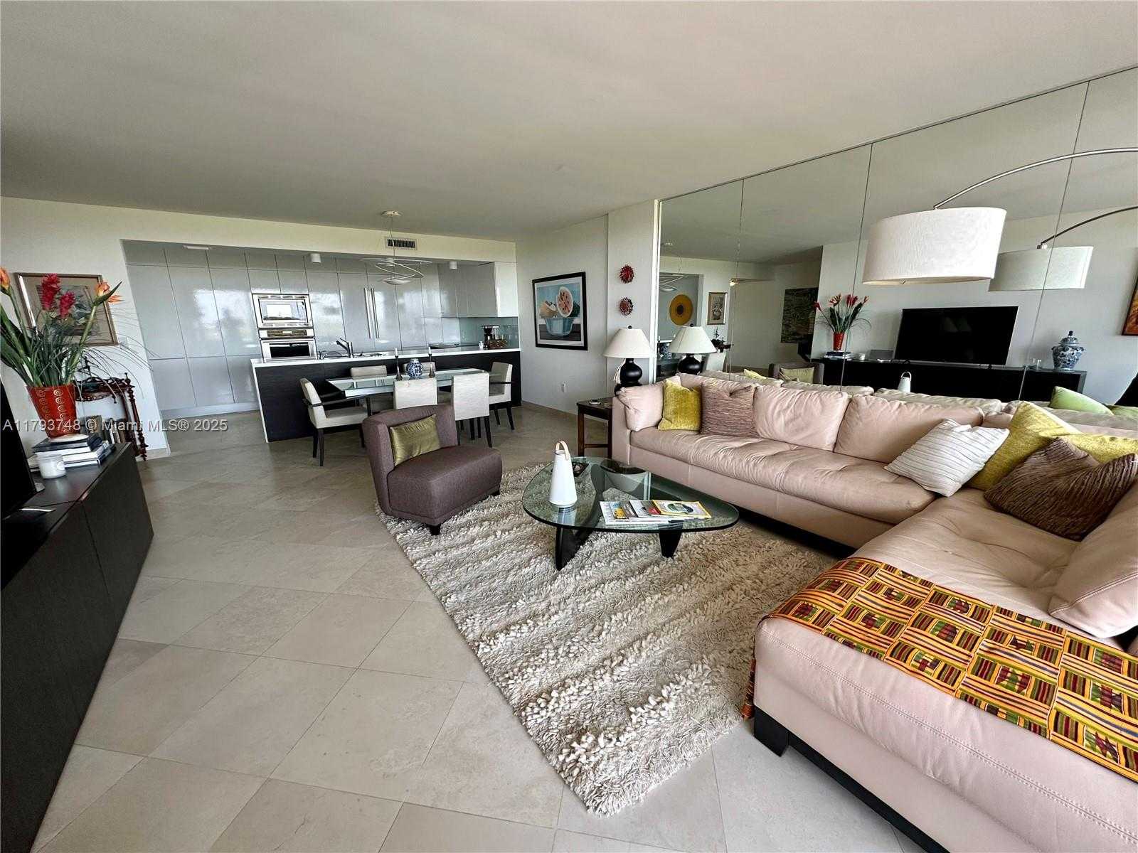 Small Image of 155 OCEAN LANE DR #1004, Key Biscayne Number 9