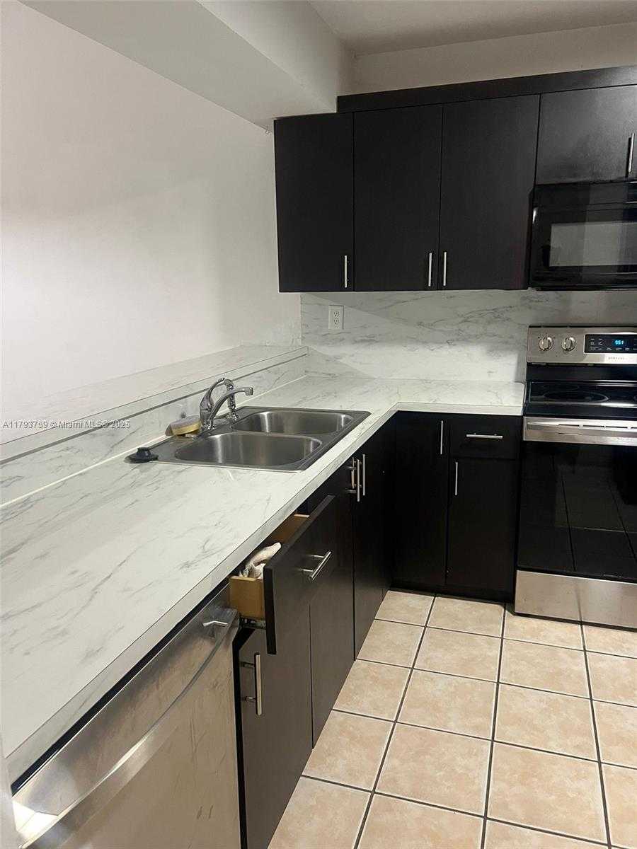 Small Image of 13301 SOUTH WEST 88 TE #A, Miami Number 11