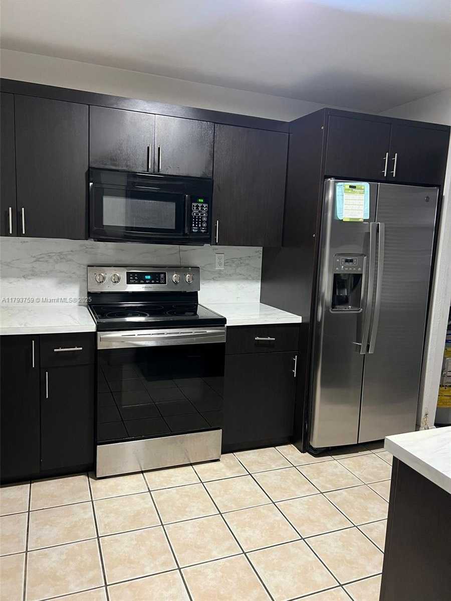 Small Image of 13301 SOUTH WEST 88 TE #A, Miami Number 12