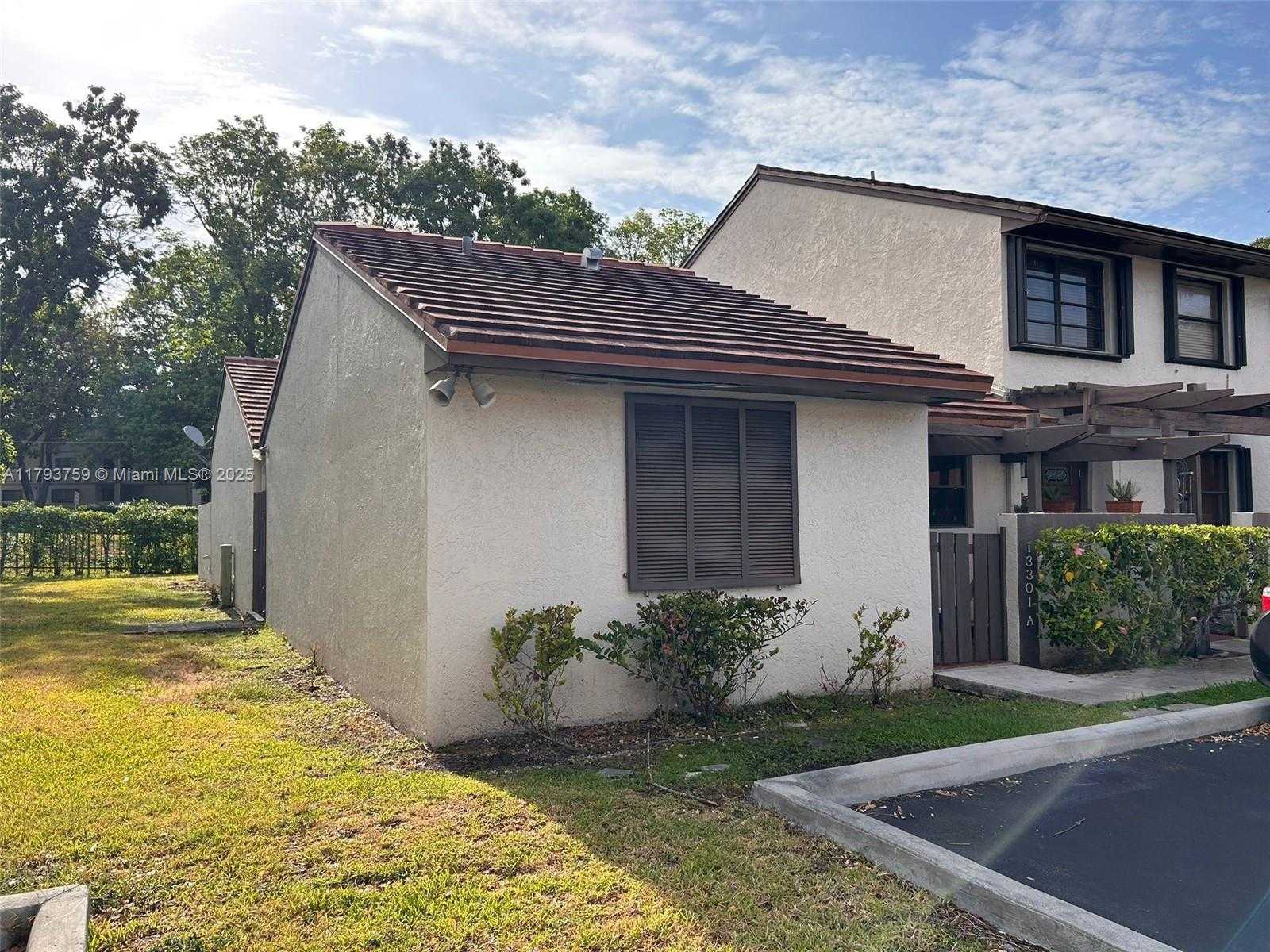 Small Image of 13301 SOUTH WEST 88 TE #A, Miami Number 2