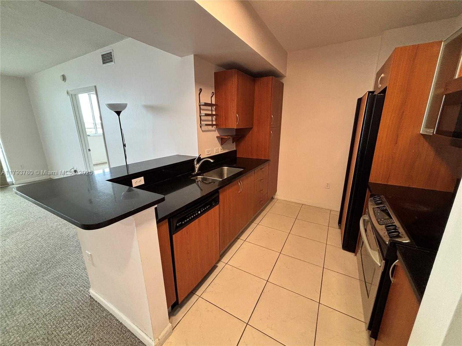 Small Image of 2775 NORTH EAST 187TH ST #403, Aventura Number 3