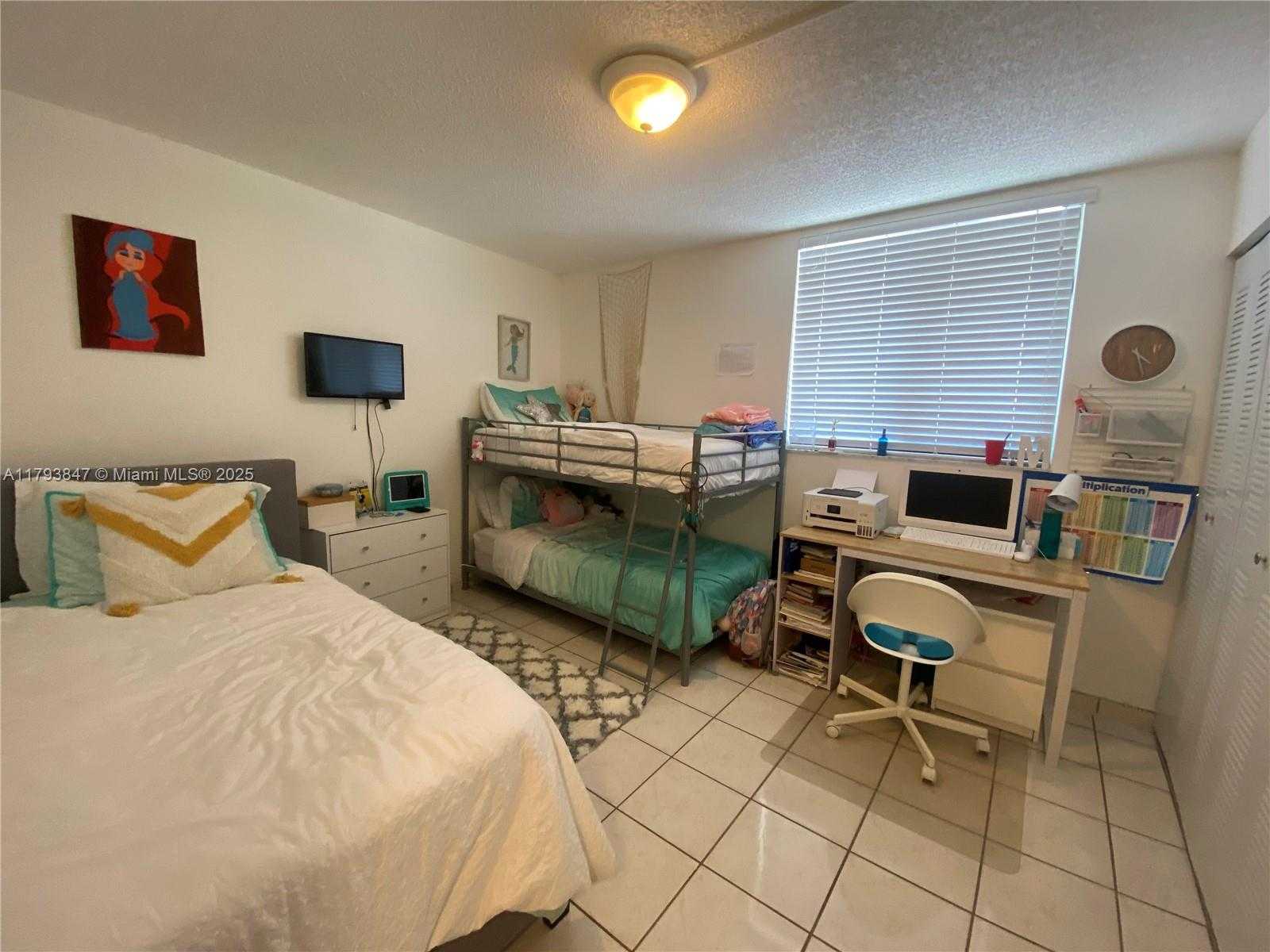 Small Image of 10288 NORTH WEST 9 ST CIR #505, Miami Number 19
