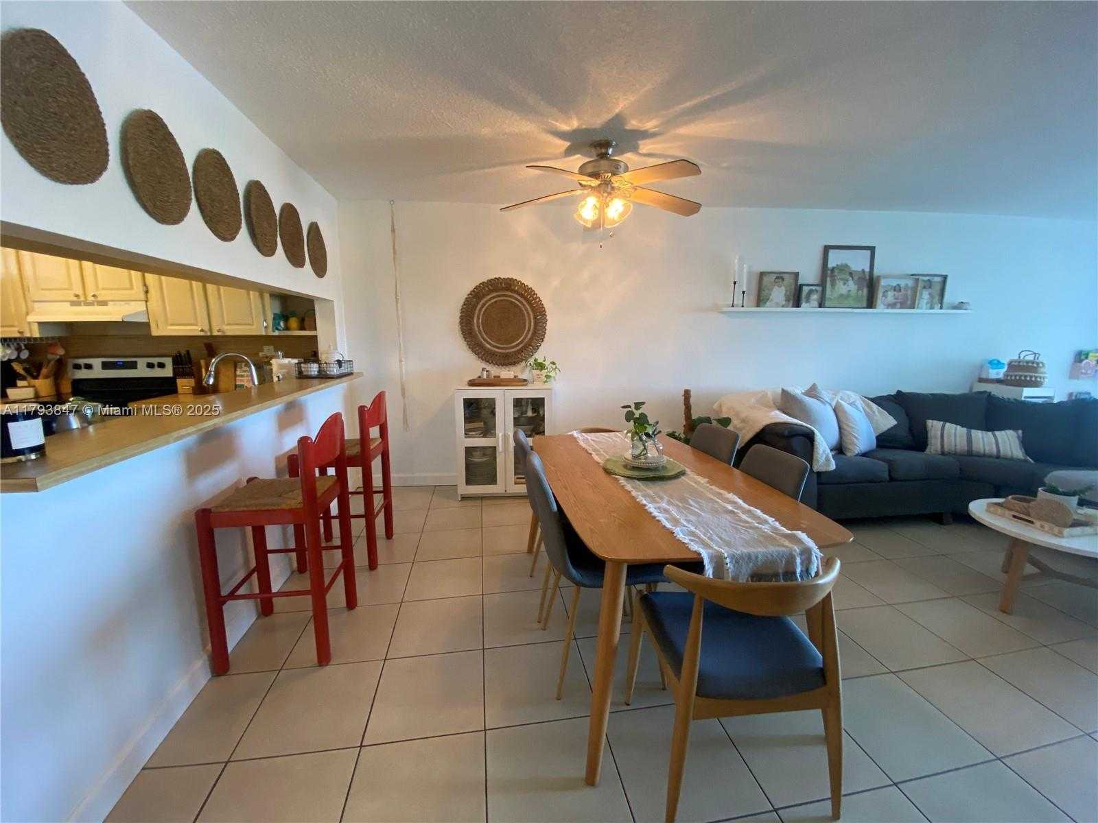 Small Image of 10288 NORTH WEST 9 ST CIR #505, Miami Number 3
