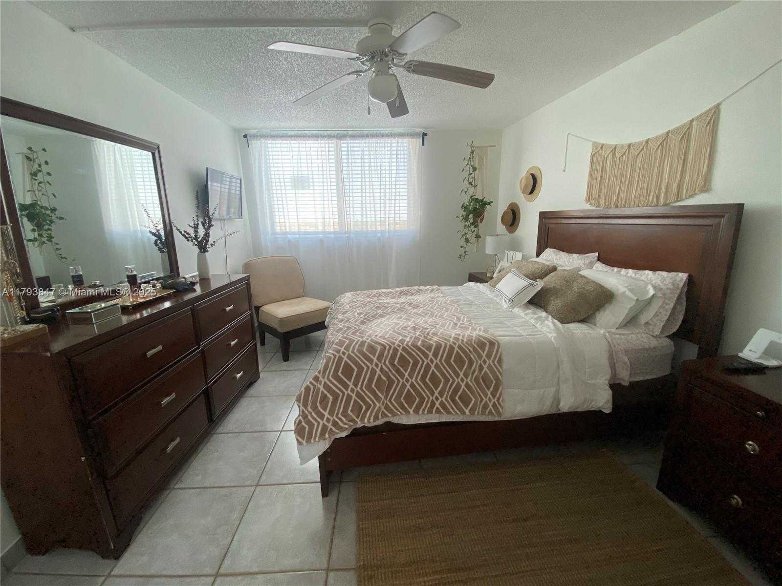Small Image of 10288 NORTH WEST 9 ST CIR #505, Miami Number 5