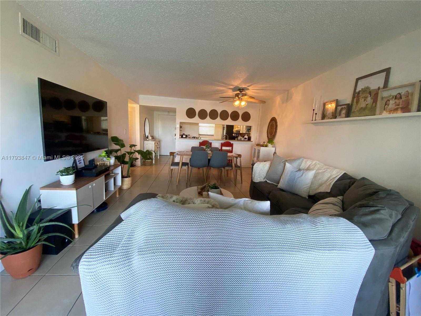 Small Image of 10288 NORTH WEST 9 ST CIR #505, Miami Number 9