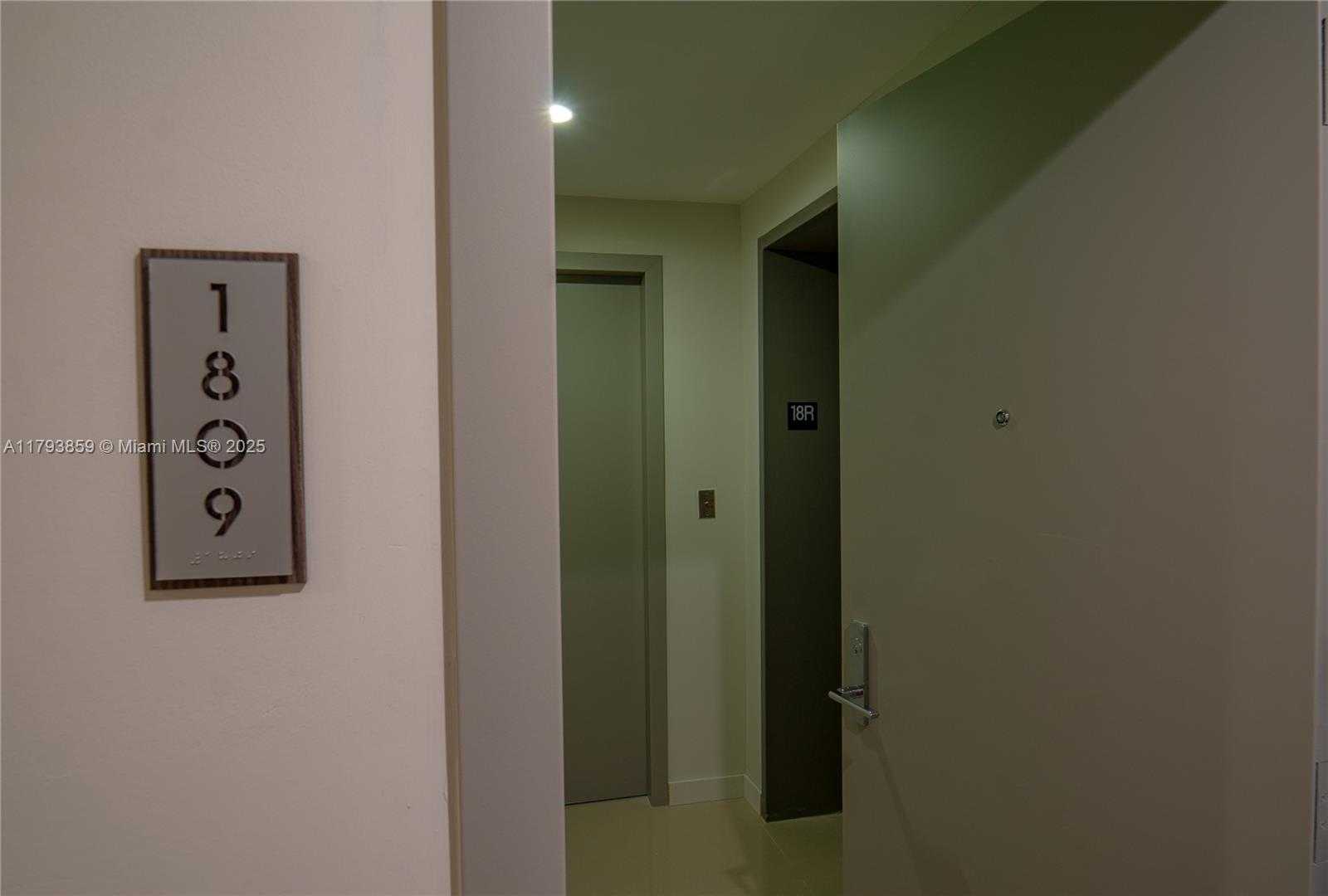 Small Image of 488 NORTH EAST 18 ST #1809, Miami Number 10