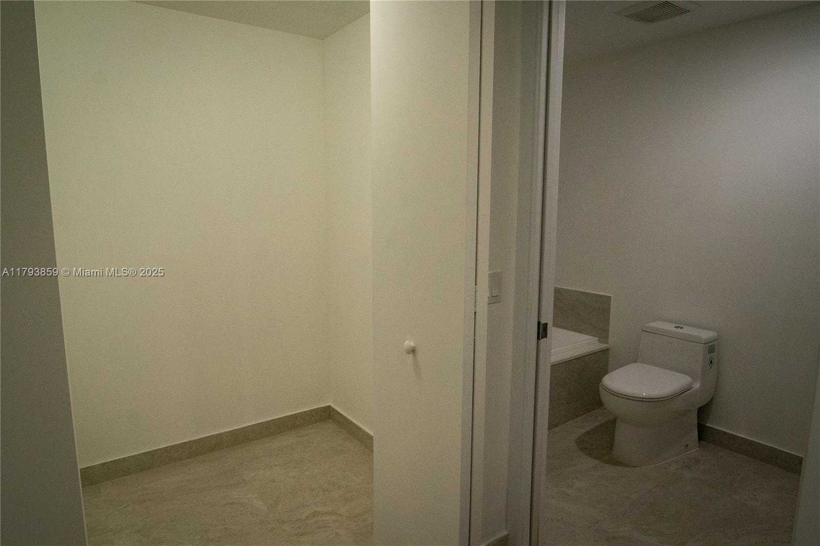 Small Image of 488 NORTH EAST 18 ST #1809, Miami Number 20