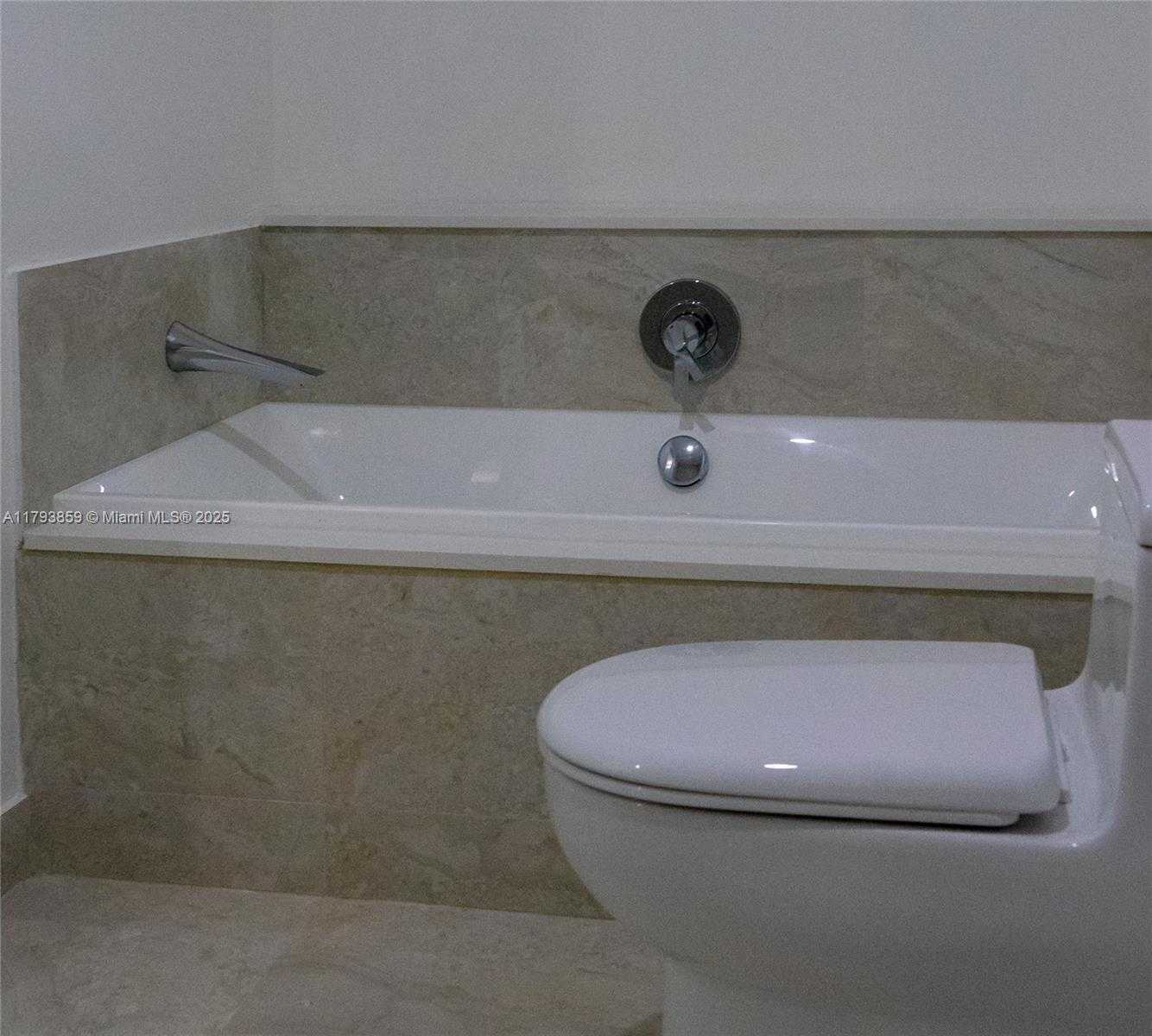 Small Image of 488 NORTH EAST 18 ST #1809, Miami Number 22