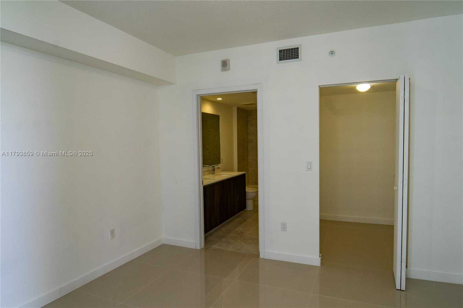 Small Image of 488 NORTH EAST 18 ST #1809, Miami Number 24