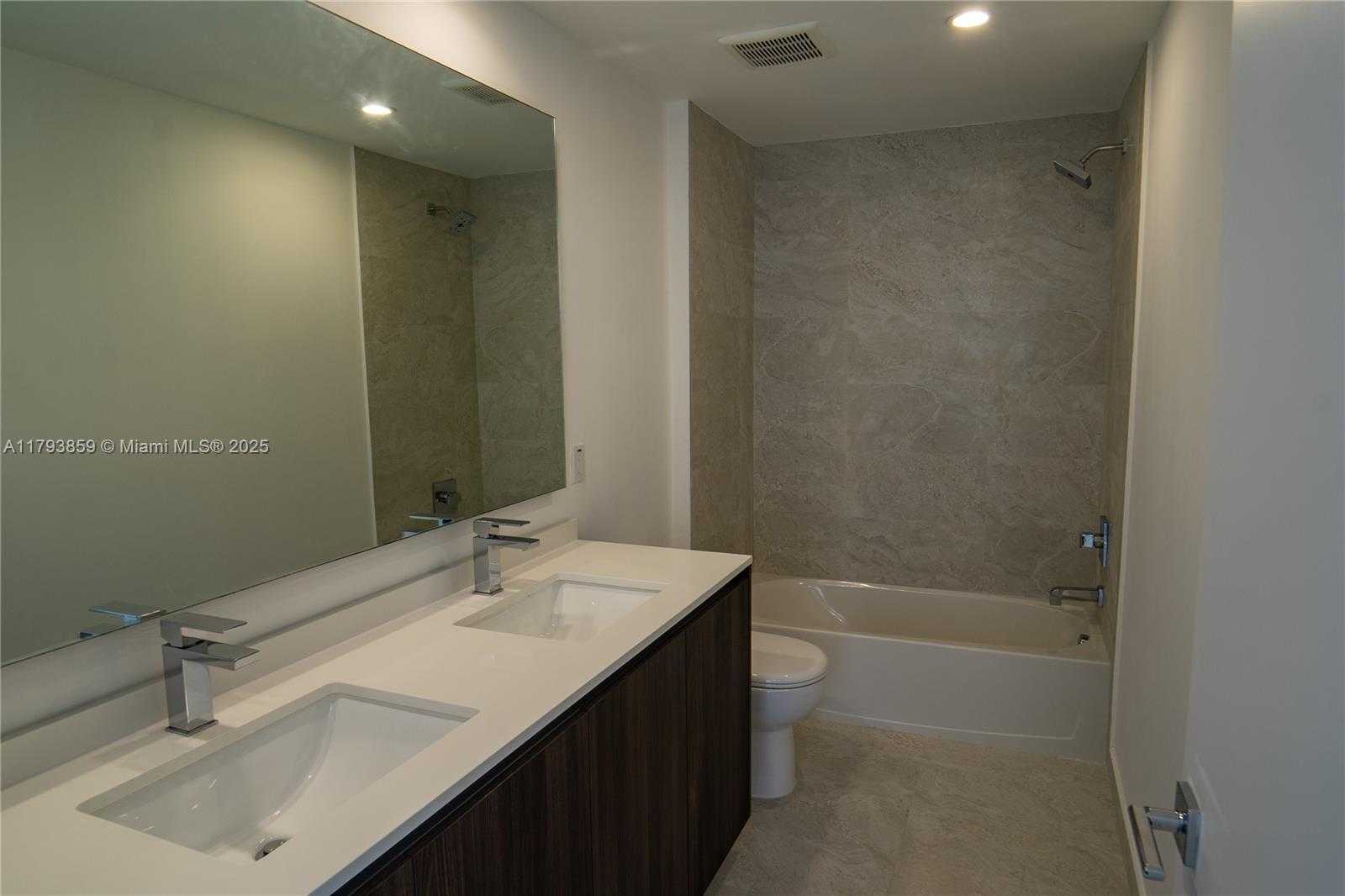Small Image of 488 NORTH EAST 18 ST #1809, Miami Number 25