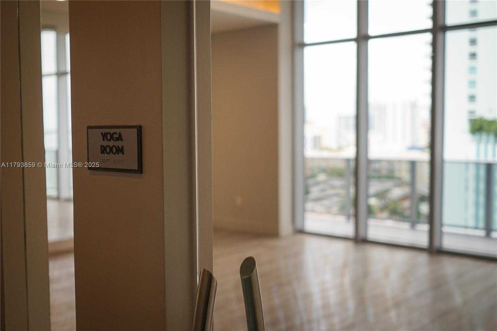 Small Image of 488 NORTH EAST 18 ST #1809, Miami Number 34