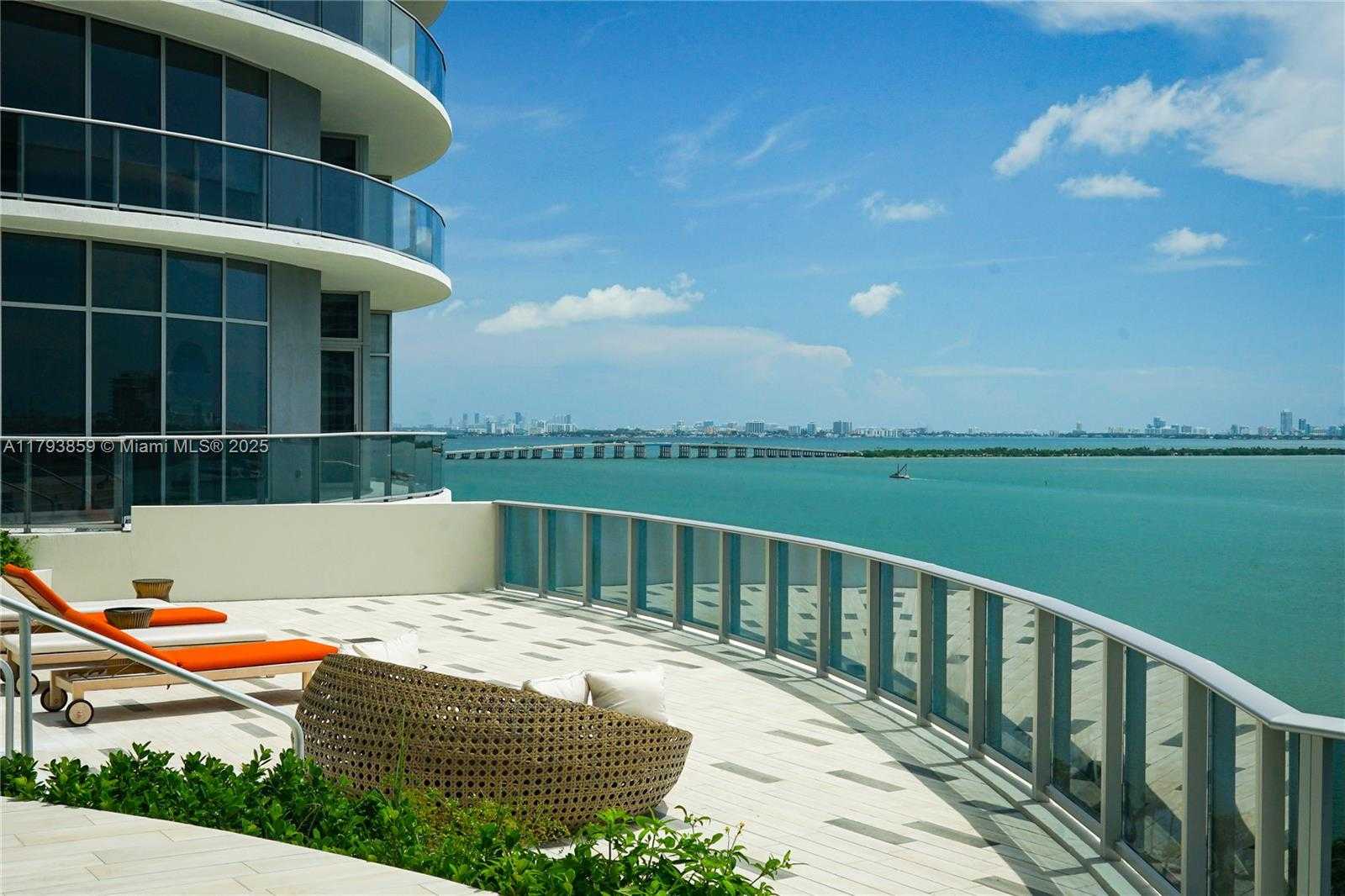 Small Image of 488 NORTH EAST 18 ST #1809, Miami Number 9