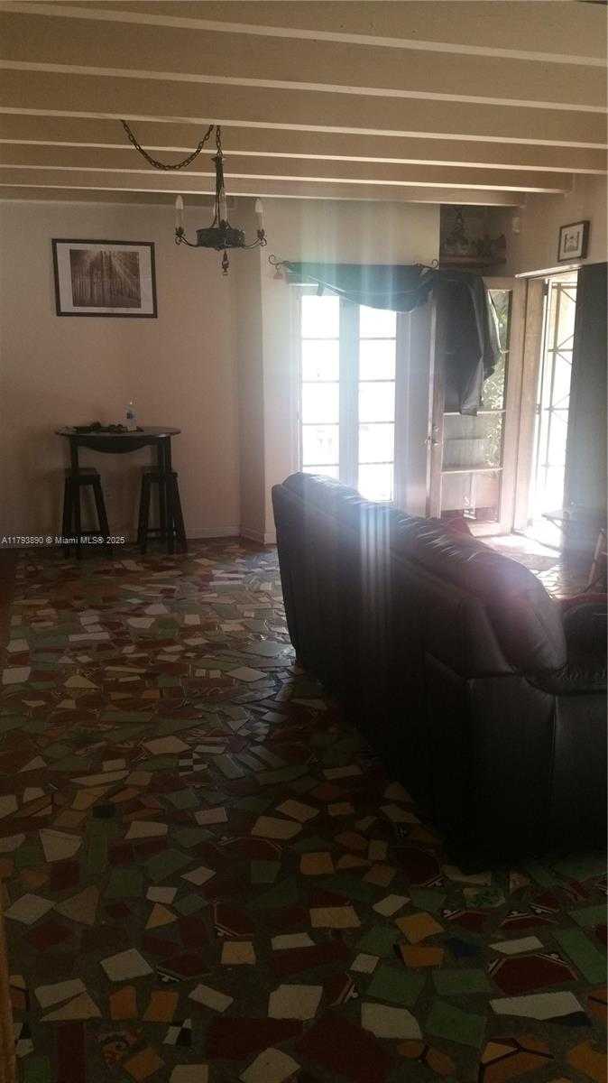 Small Image of 2728 CALUSA STREET #A, Miami Number 22