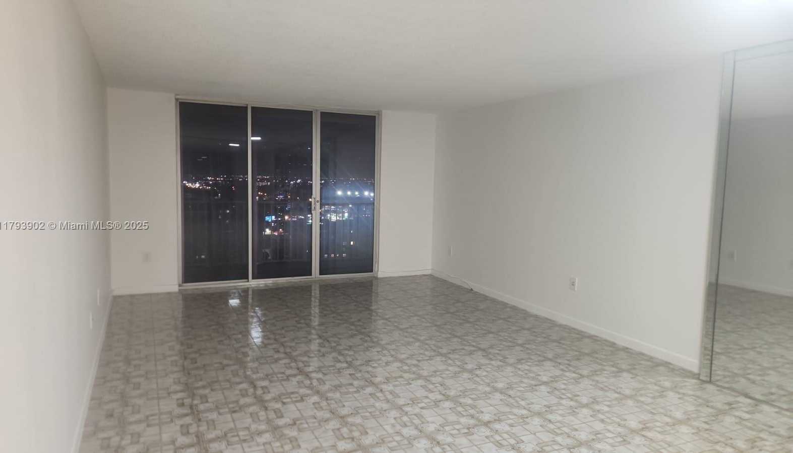Small Image of 2801 NORTH EAST 183RD ST #2105W, Aventura Number 3