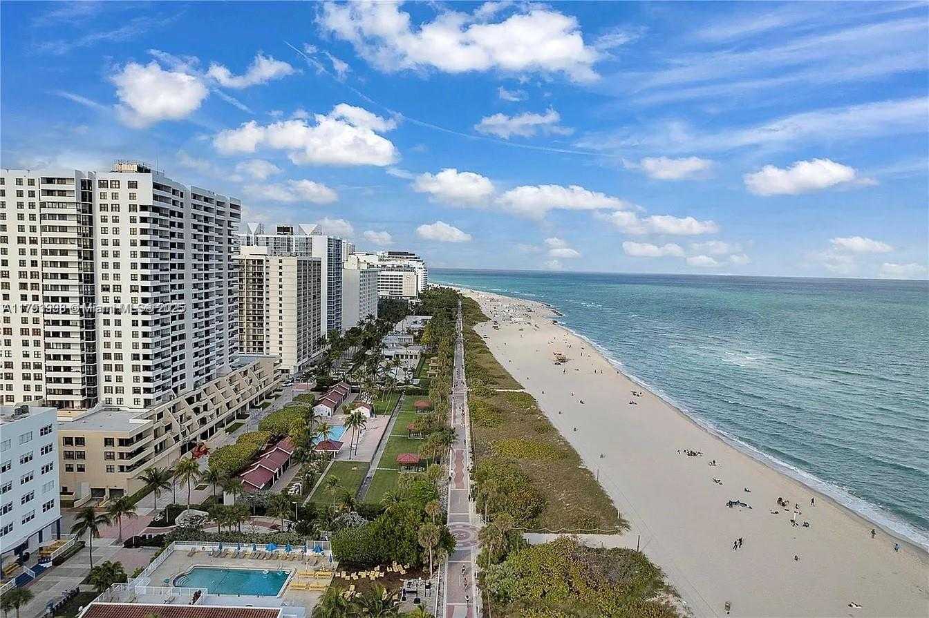 Small Image of 2555 COLLINS AVE #812, Miami Beach Number 3