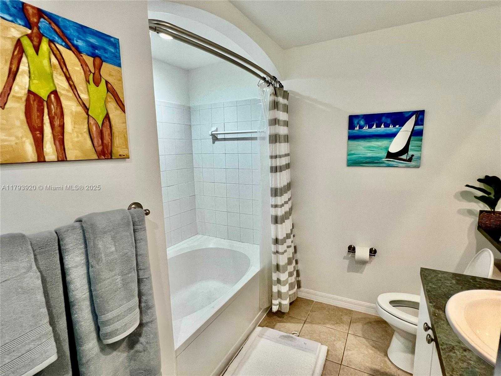 Small Image of 9172 COLLINS AVE #305, Surfside Number 10