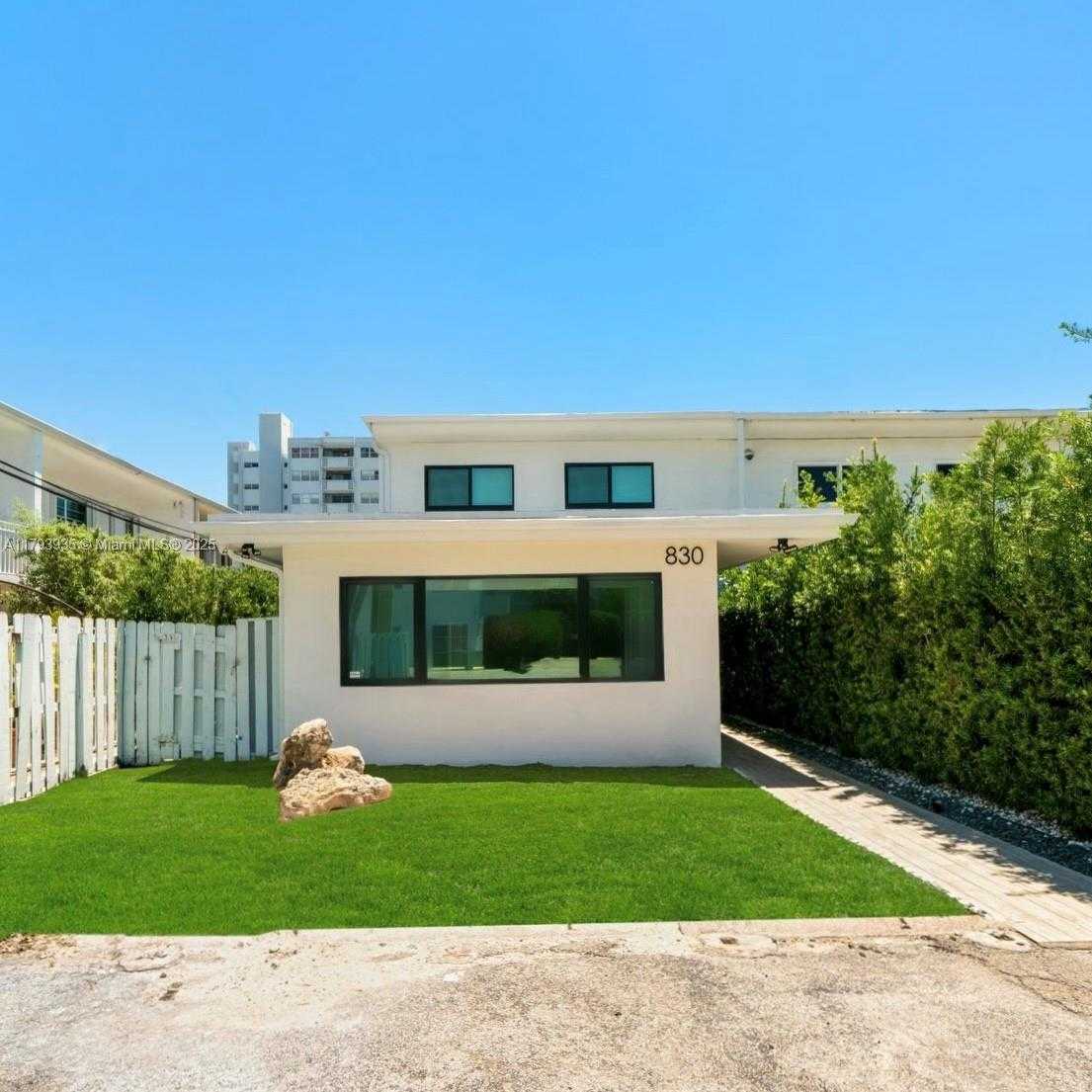 Small Image of 830 RAYMOND ST, Miami Beach Number 10