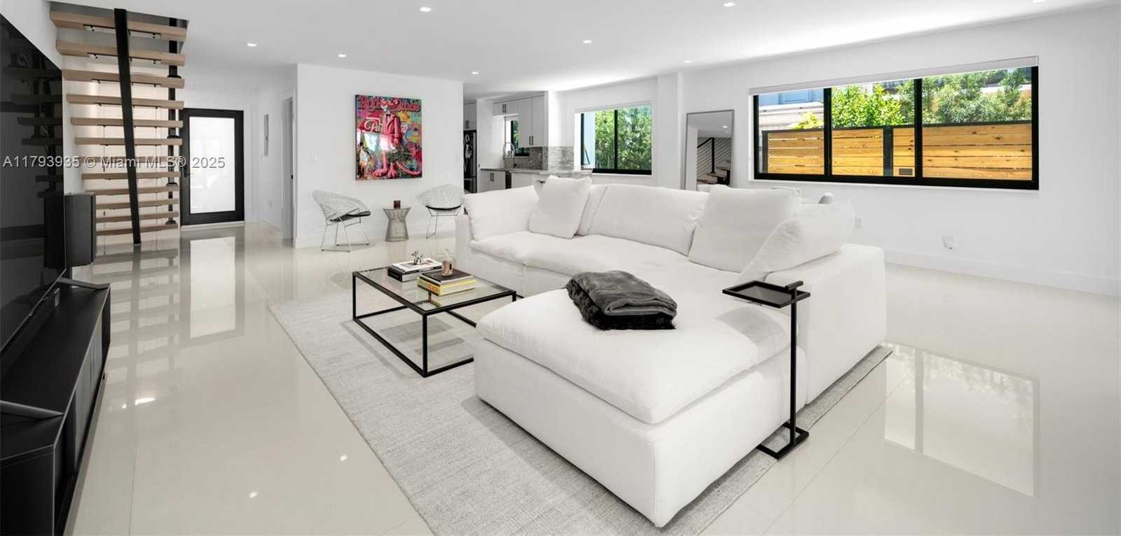 Small Image of 830 RAYMOND ST, Miami Beach Number 20