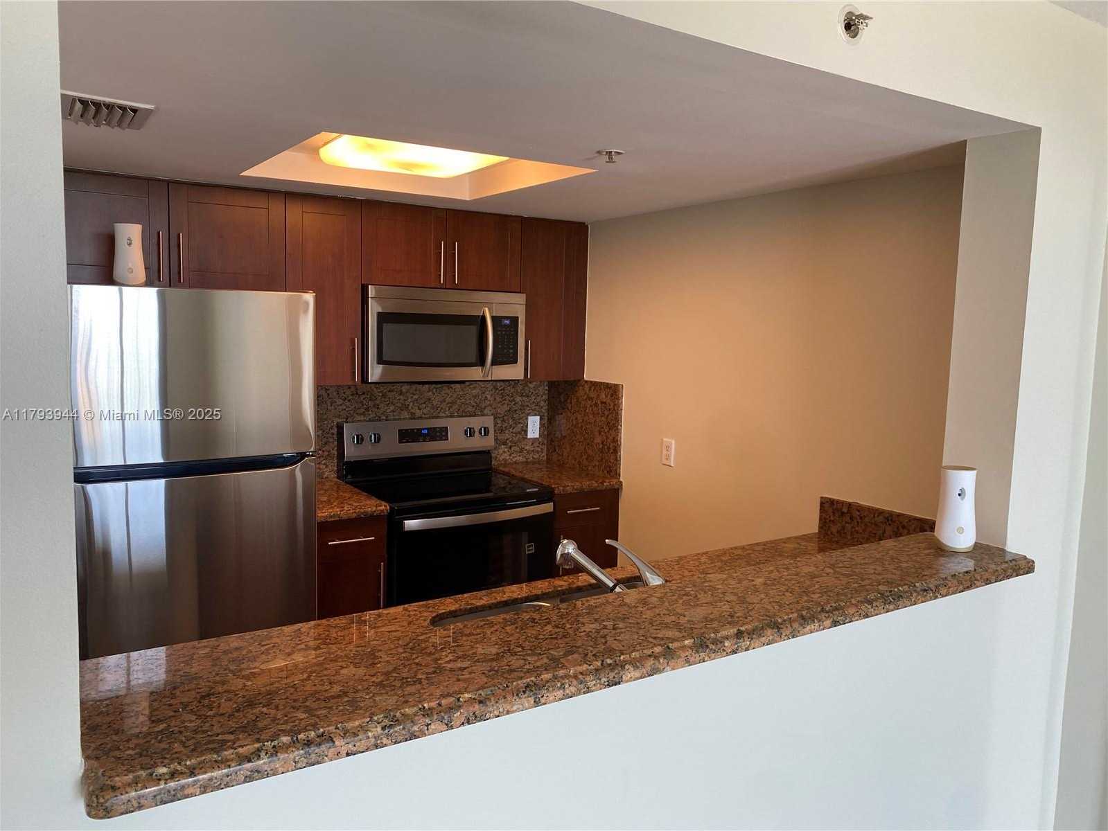 Small Image of 1690 SOUTH WEST 27TH AVE #707, Miami Number 8