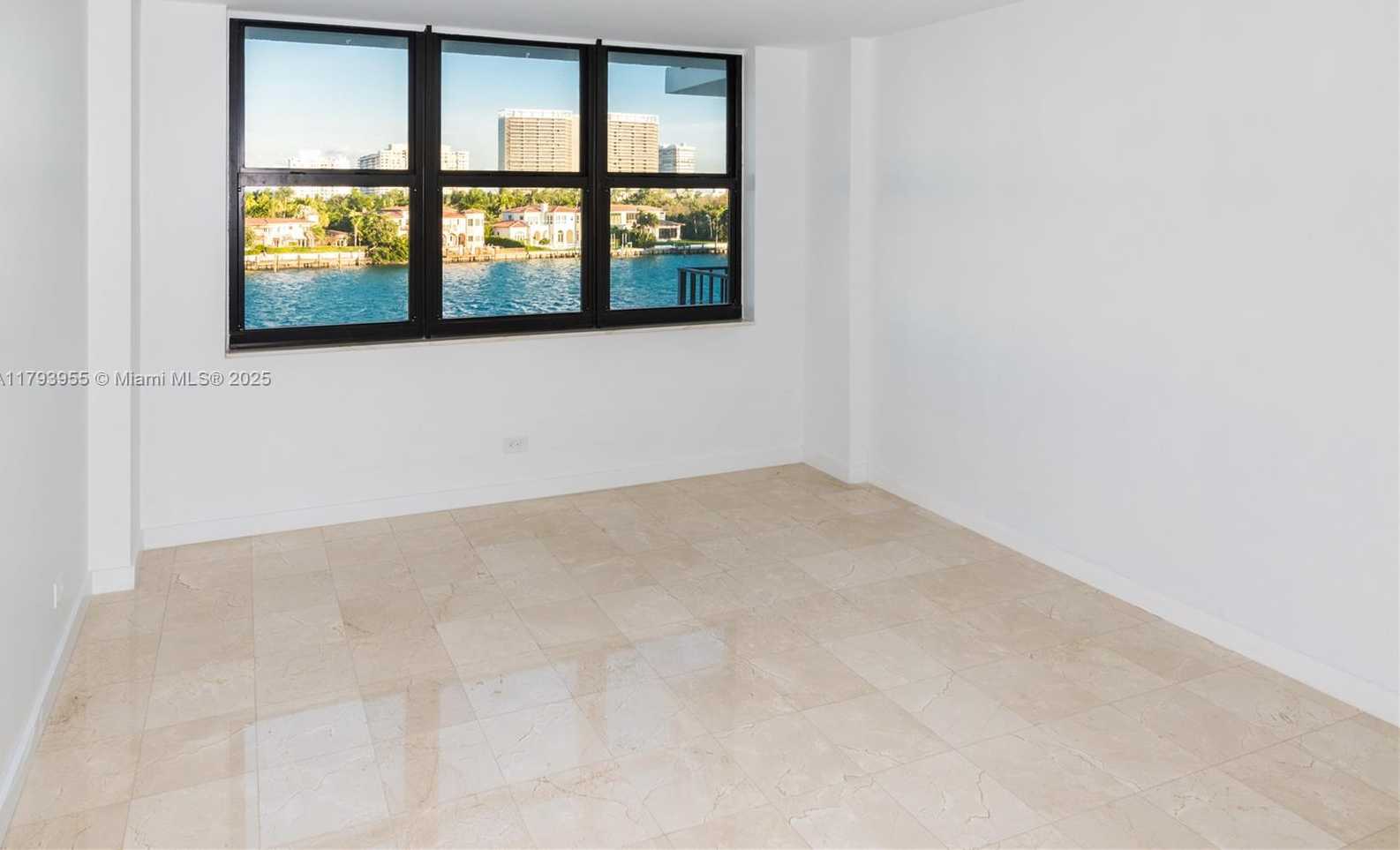 Small Image of 10101 EAST BAY HARBOR DR #404, Bay Harbor Islands Number 12