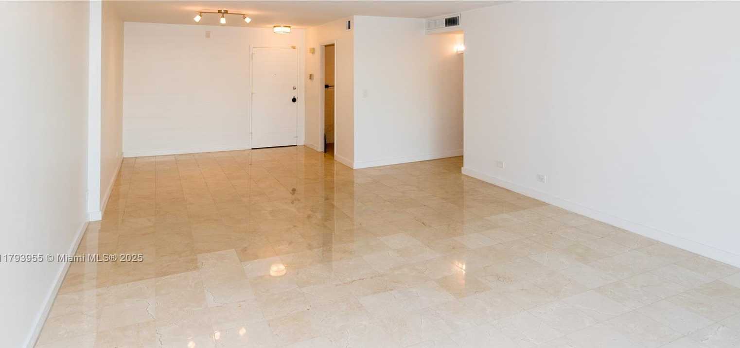 Small Image of 10101 EAST BAY HARBOR DR #404, Bay Harbor Islands Number 9