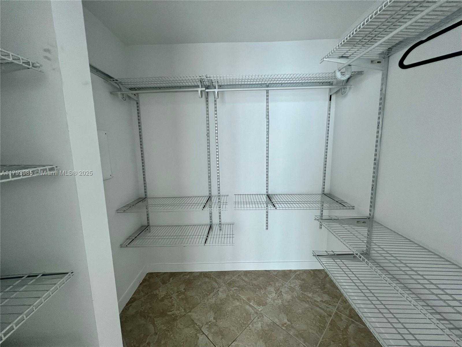 Small Image of 300 SOUTH BISCAYNE BLVD #1405, Miami Number 12