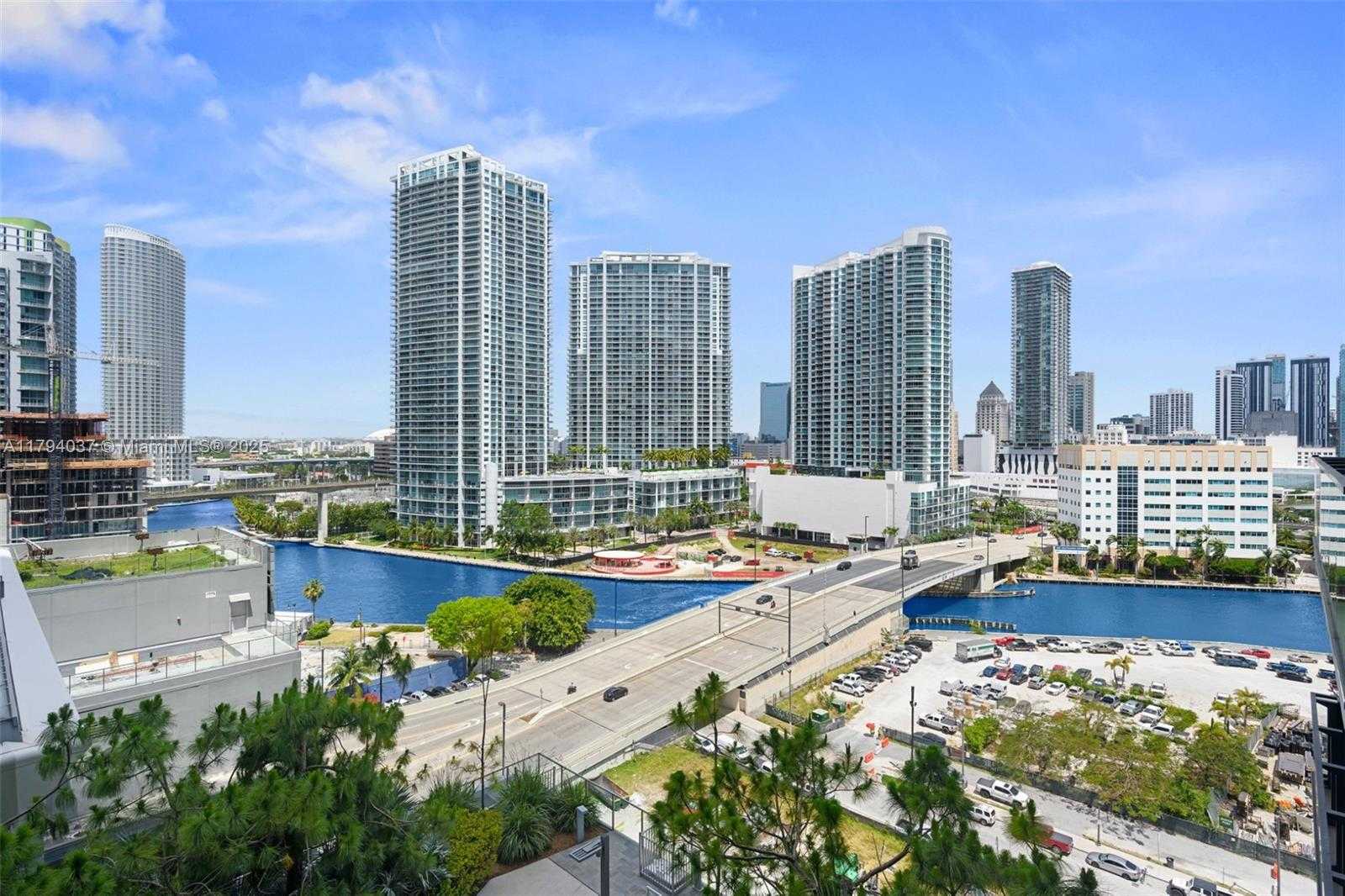Small Image of 68 SOUTH EAST 6TH ST #910, Miami Number 13