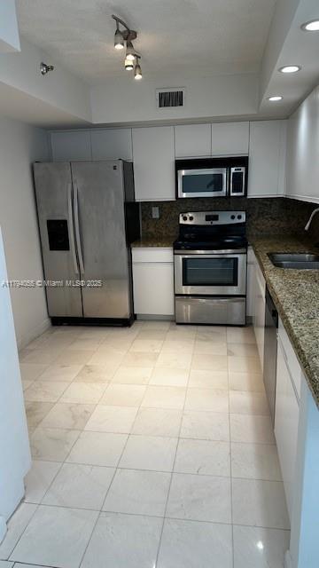 Small Image of 19195 MYSTIC POINTE DR #2604, Aventura Number 19