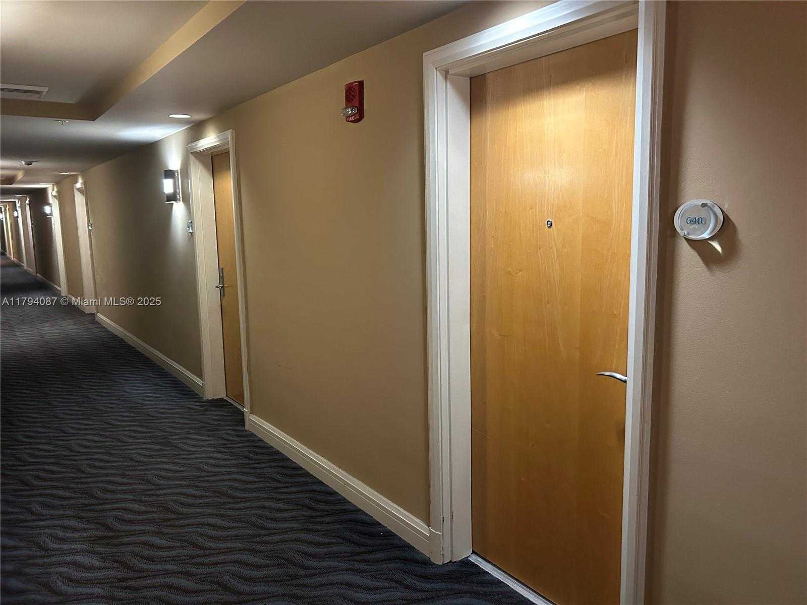 Small Image of 244 BISCAYNE BLVD #640, Miami Number 18
