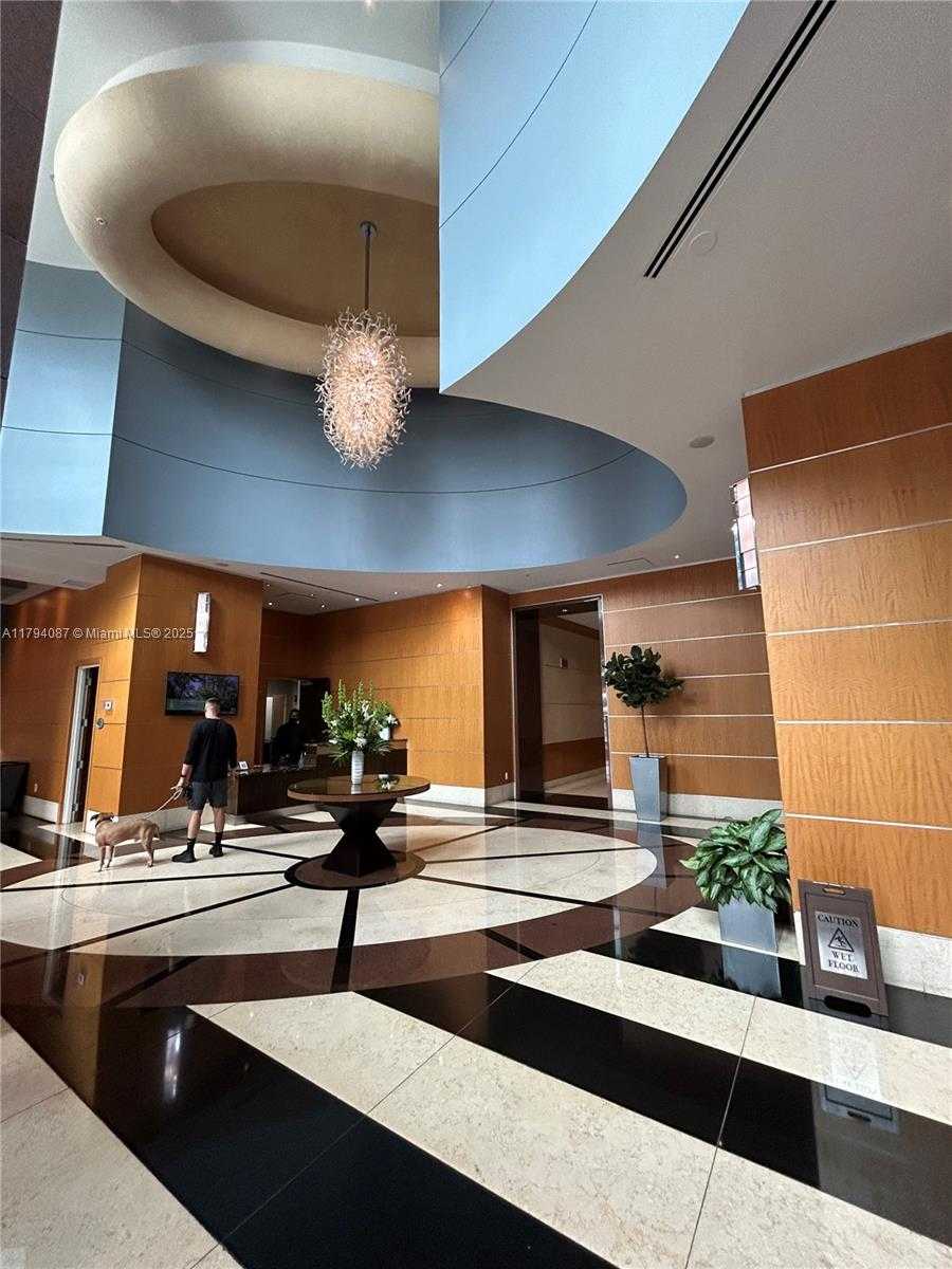 Small Image of 244 BISCAYNE BLVD #640, Miami Number 22