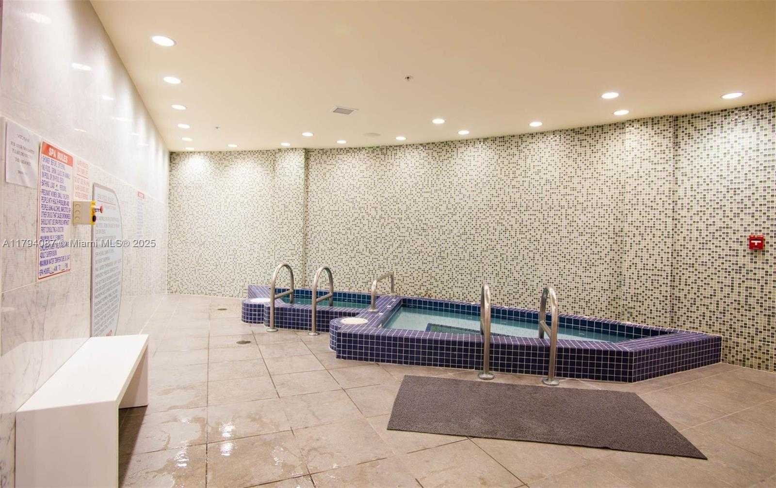Small Image of 244 BISCAYNE BLVD #640, Miami Number 28