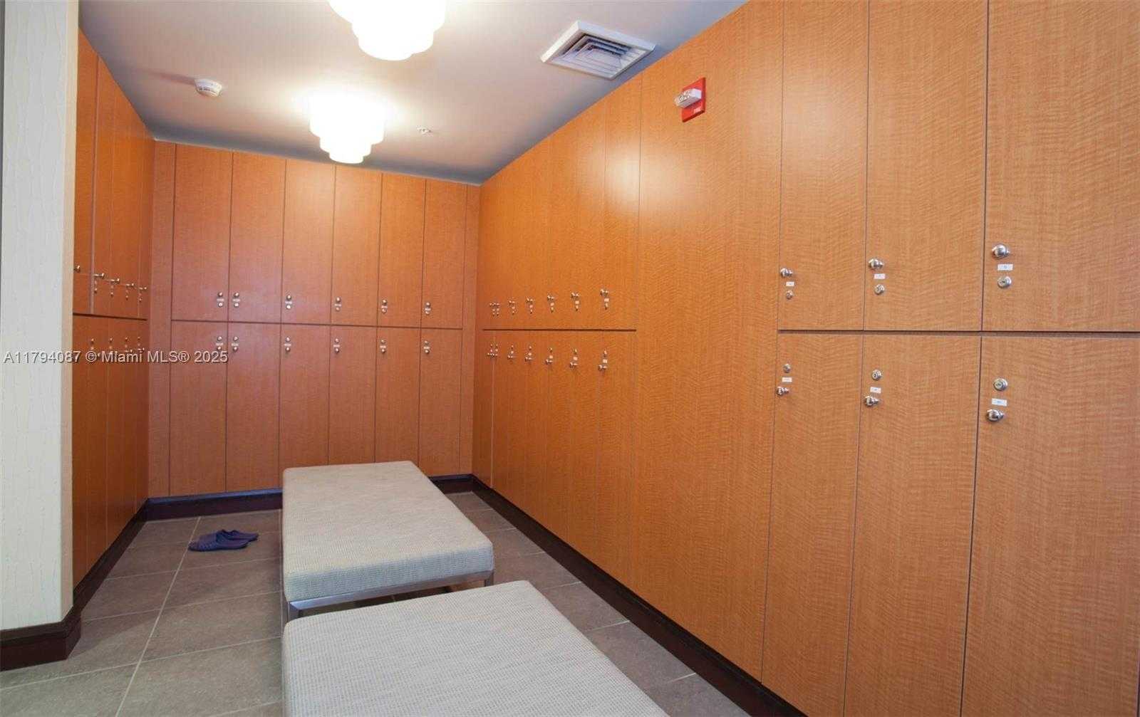 Small Image of 244 BISCAYNE BLVD #640, Miami Number 29