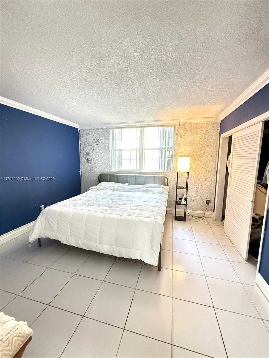 Small Image of 1790 79TH ST CSWY #B108, North Bay Village Number 11