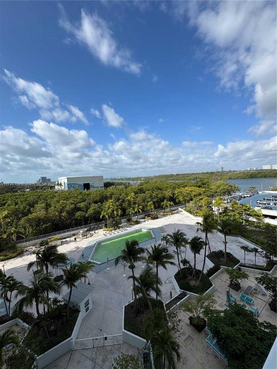 Small Image of 100 BAYVIEW DR #722, Sunny Isles Beach Number 35