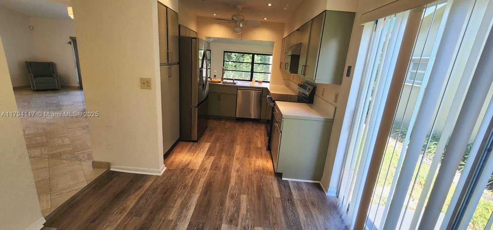 Small Image of 22310 EAST CAMEO DR E, Boca Raton Number 8