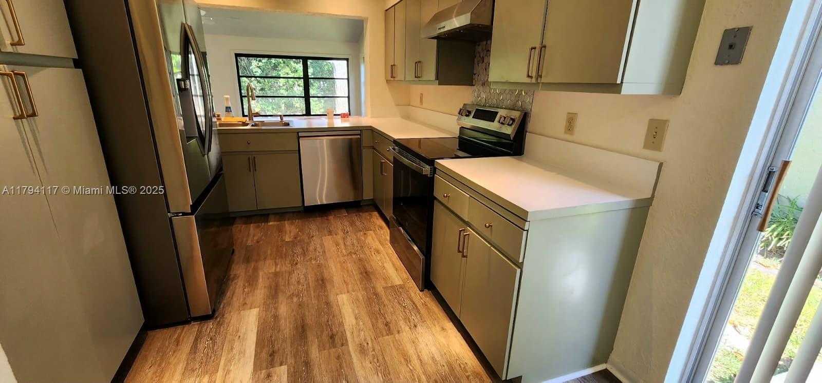 Small Image of 22310 EAST CAMEO DR E, Boca Raton Number 9