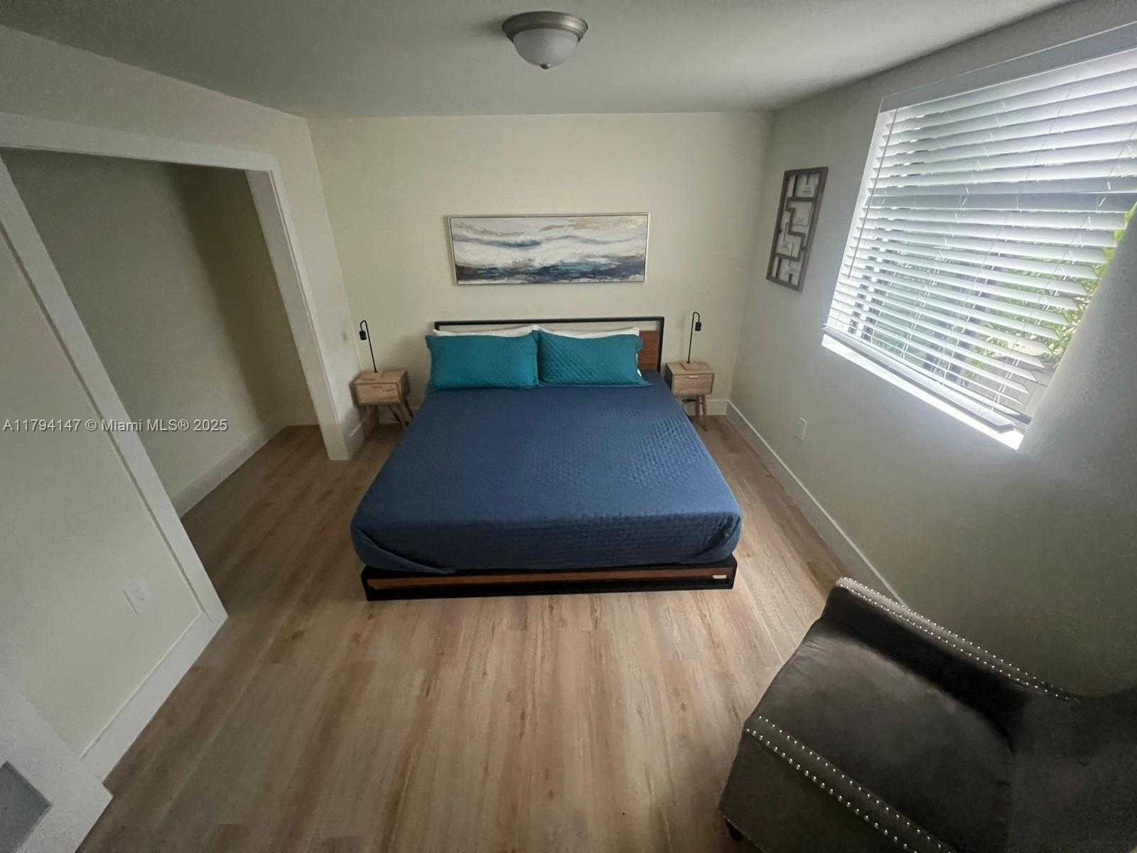 Small Image of 1244 NORTH WEST 32ND ST #B, Miami Number 11