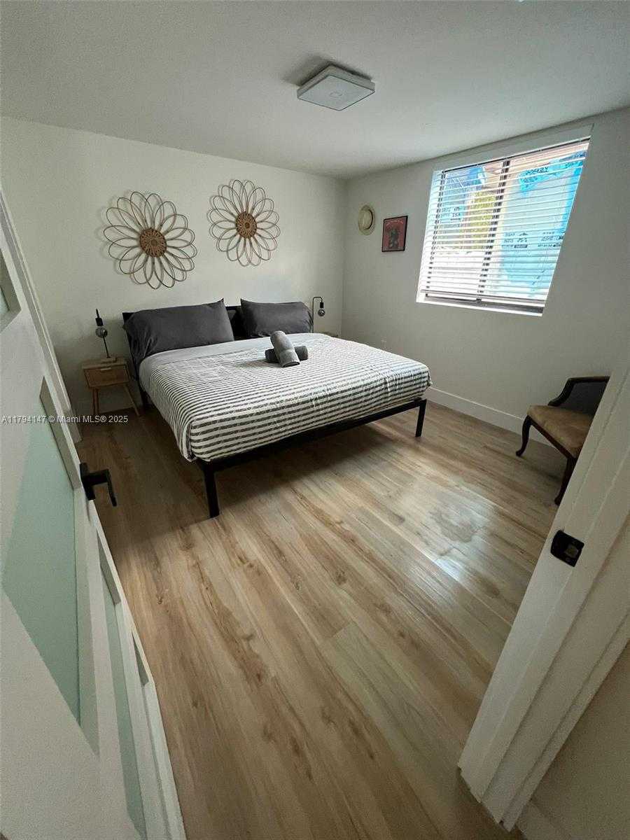 Small Image of 1244 NORTH WEST 32ND ST #B, Miami Number 14