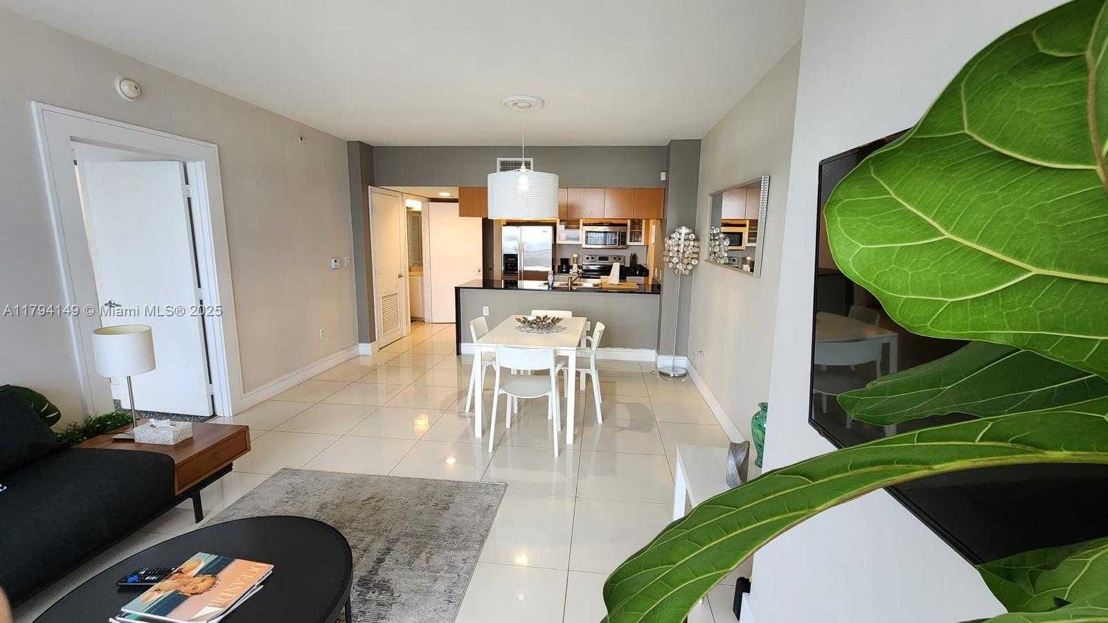 Small Image of 1750 NORTH BAYSHORE DR #5511, Miami Number 2