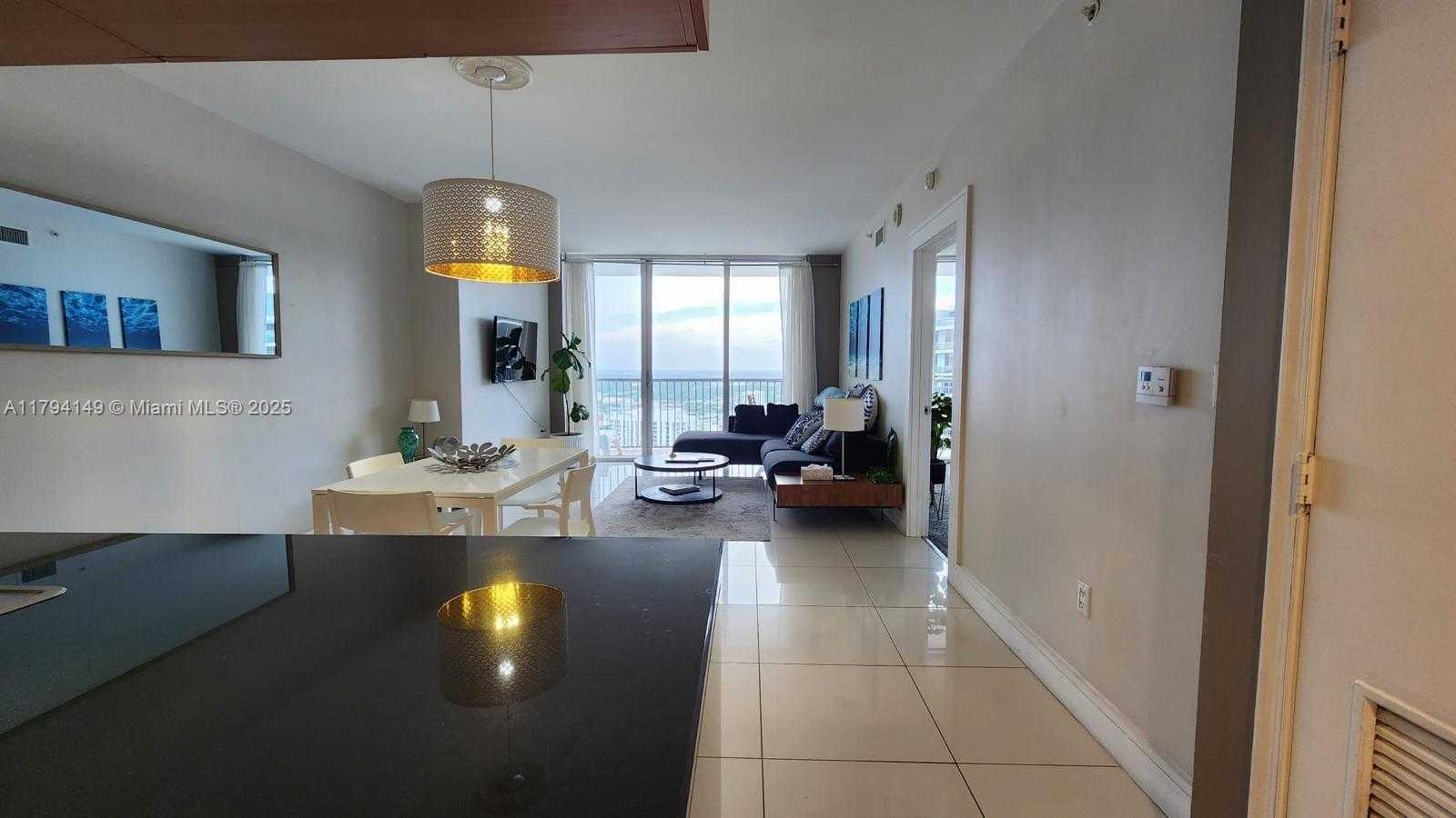 Small Image of 1750 NORTH BAYSHORE DR #5511, Miami Number 5