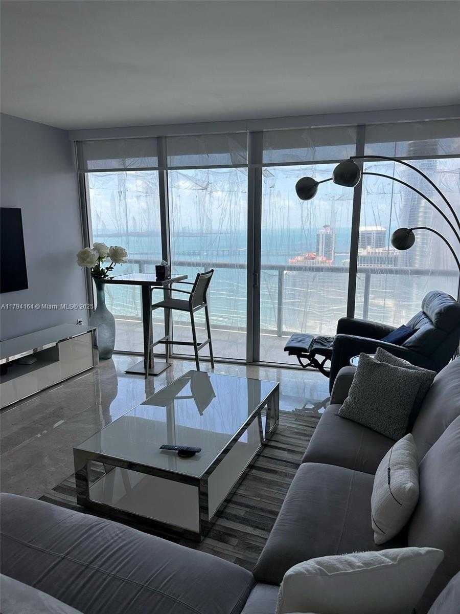 Small Image of 495 BRICKELL AVE #5211, Miami Number 8