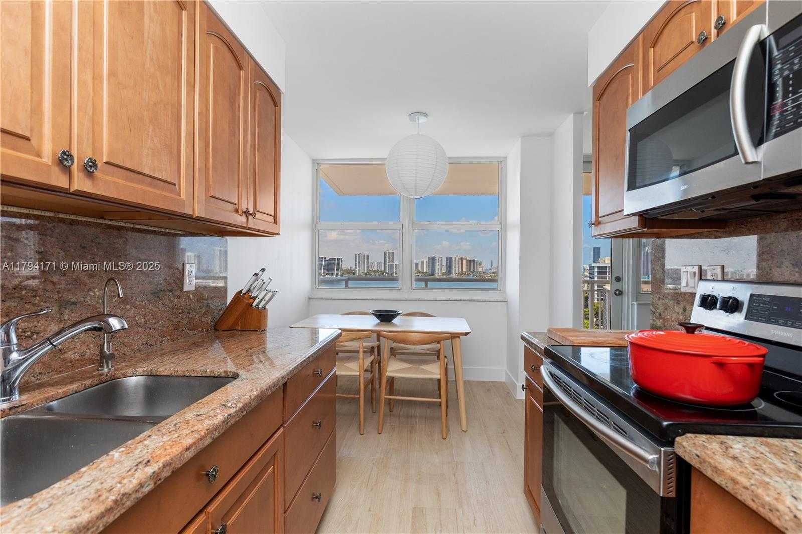 Small Image of 251 174TH ST #1219, Sunny Isles Beach Number 17