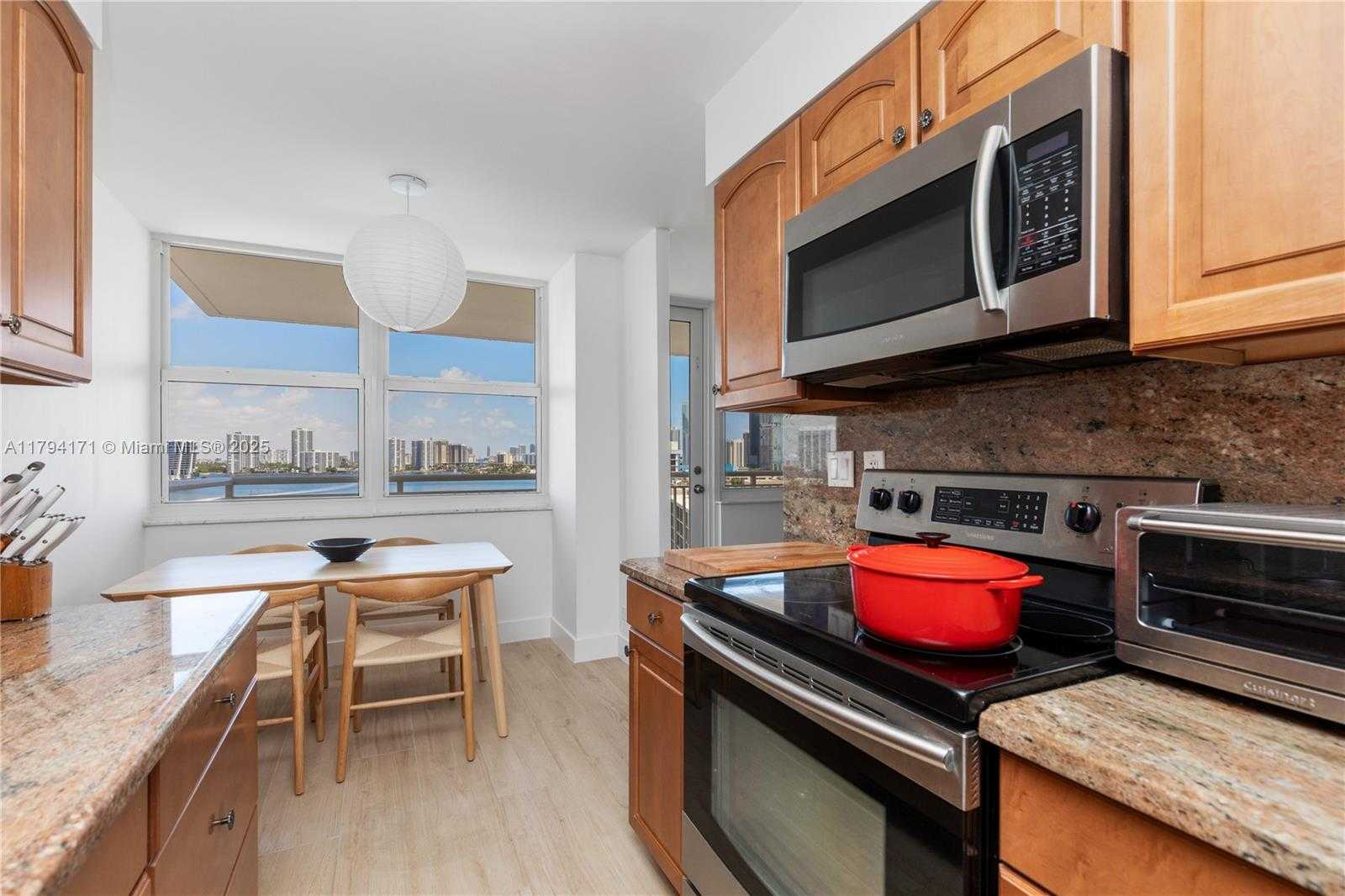 Small Image of 251 174TH ST #1219, Sunny Isles Beach Number 18