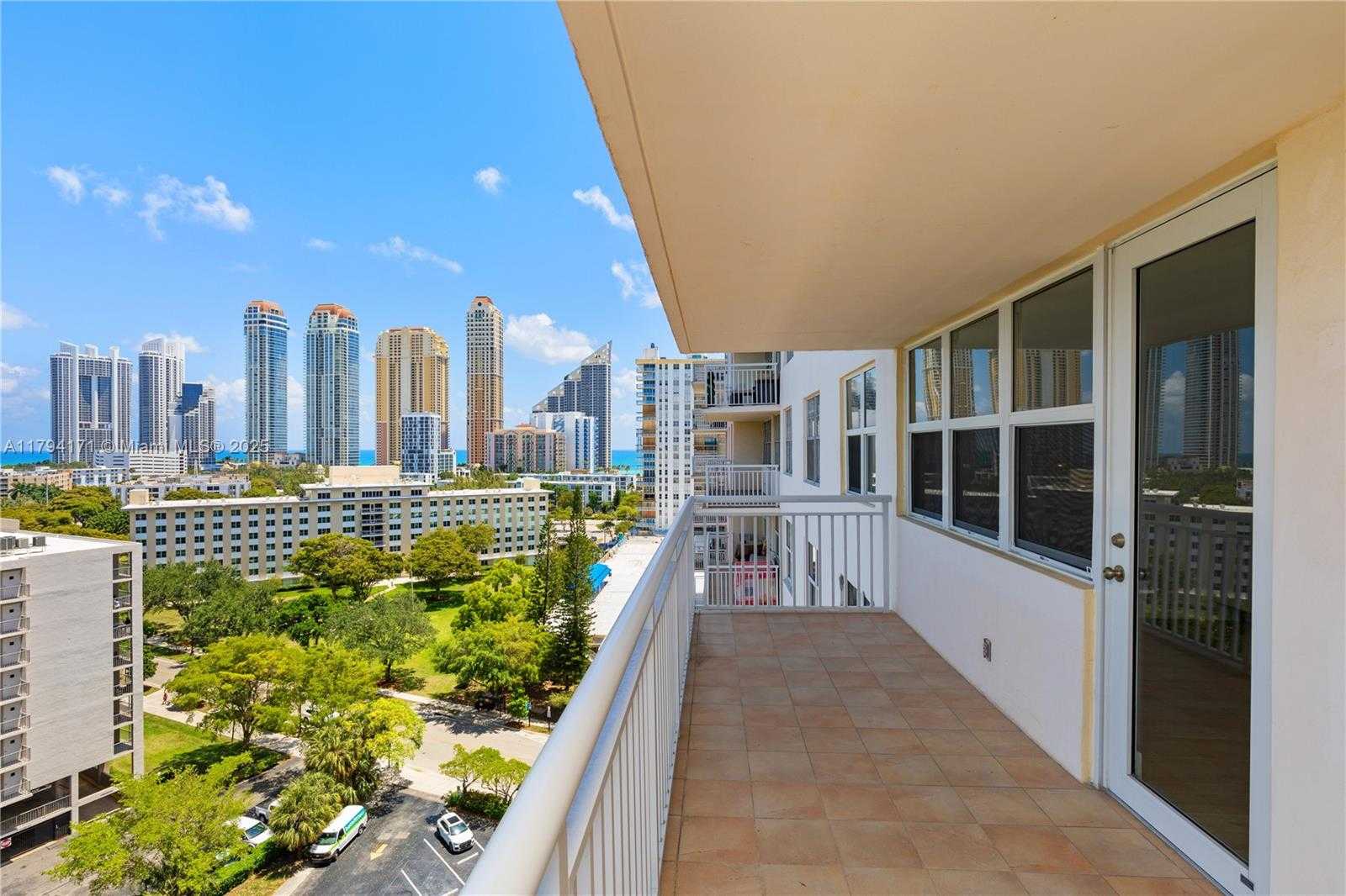 Small Image of 251 174TH ST #1219, Sunny Isles Beach Number 4