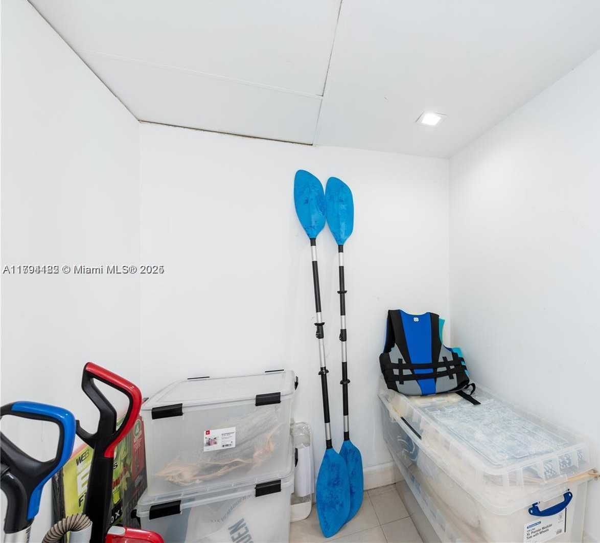 Small Image of 9102 WEST BAY HARBOR DR #5-D, Bay Harbor Islands Number 18