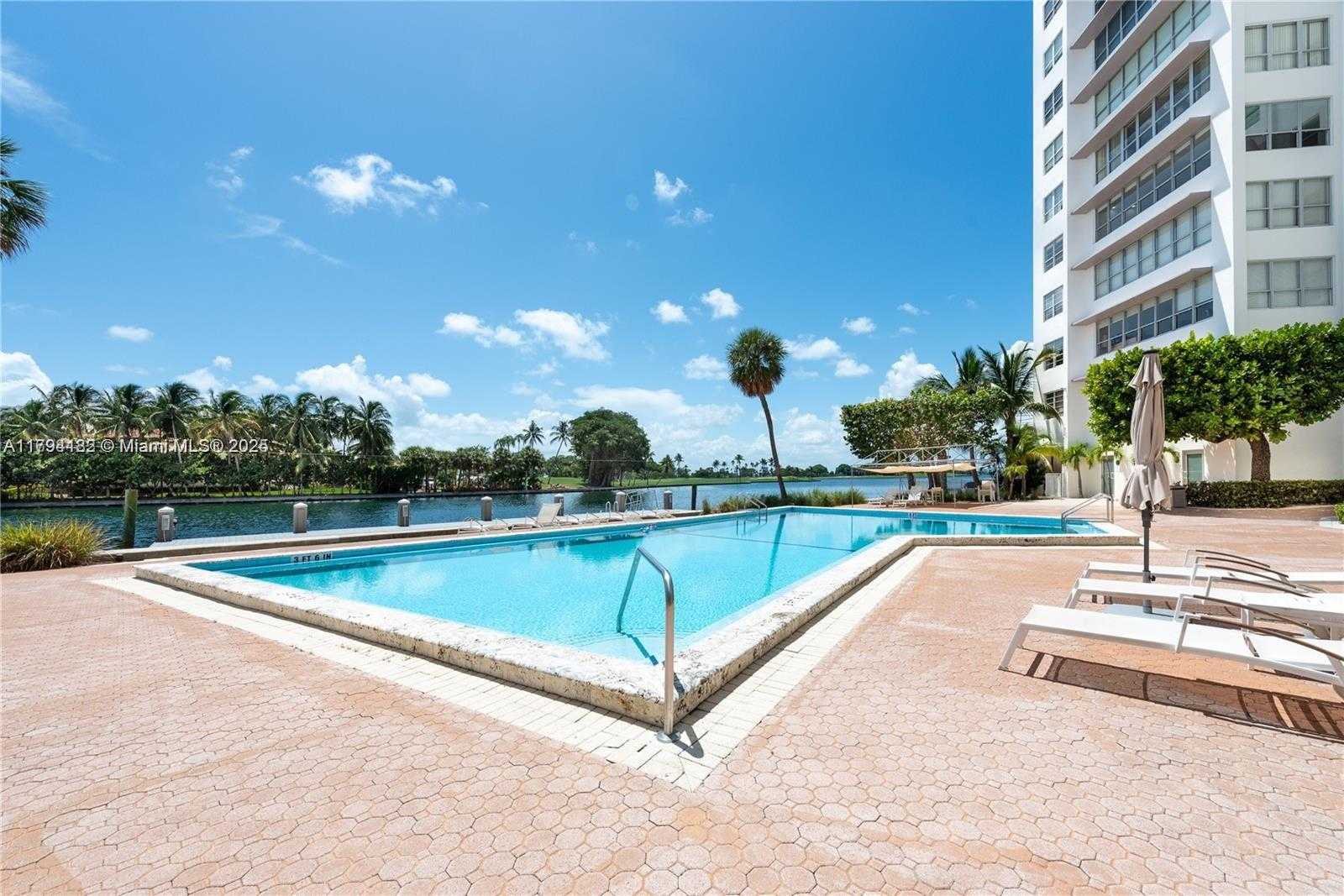 Small Image of 9102 WEST BAY HARBOR DR #5-D, Bay Harbor Islands Number 21